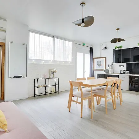 Magnificent With Ac- 3br-6p-bastille